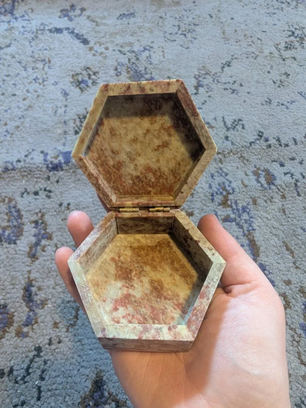 Vintage Pierced Carved Soap Stone Inlaid‎ Floral Lidded Trinket Jewelry Box Dish